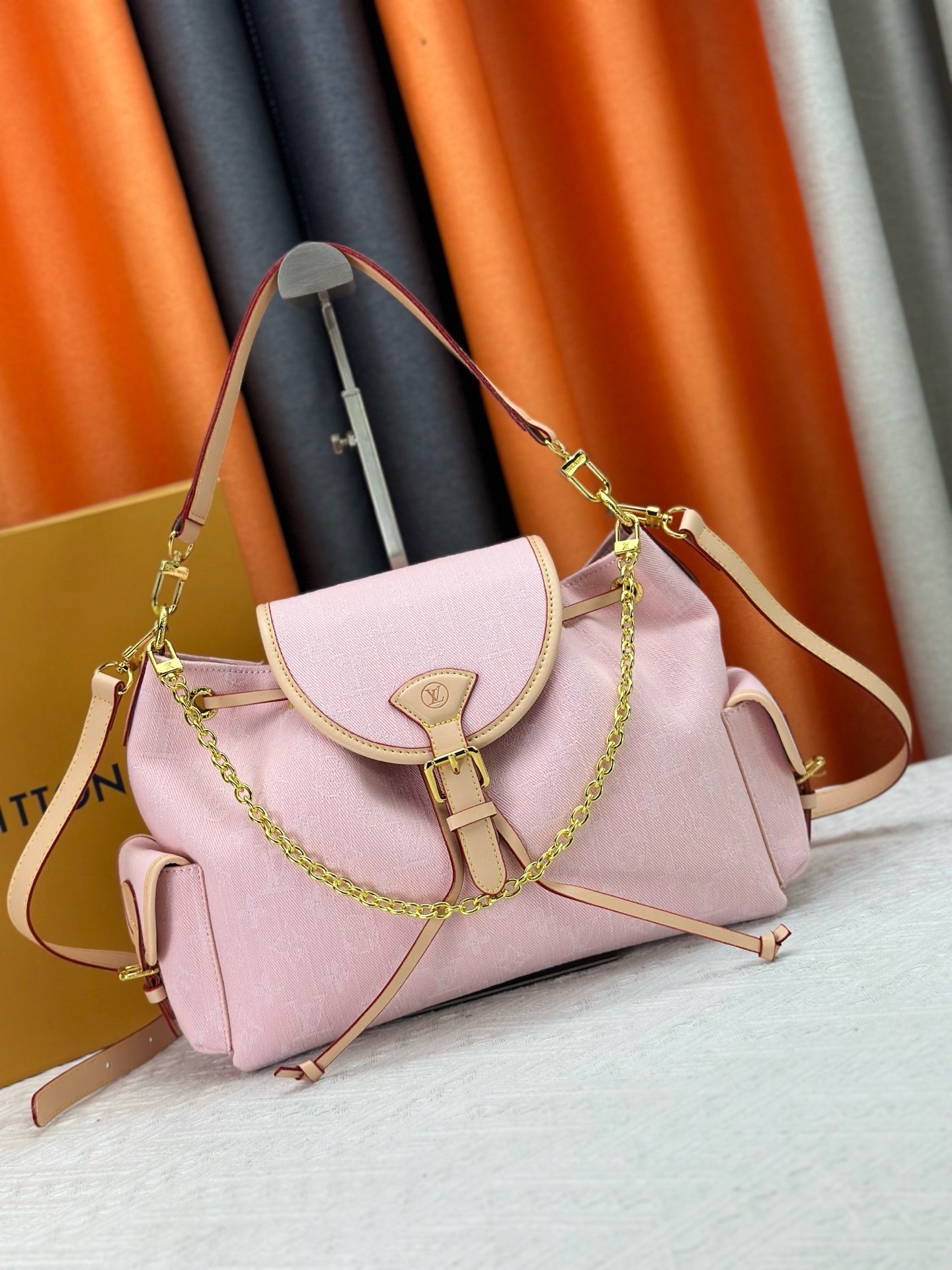 Lv Bag 16
