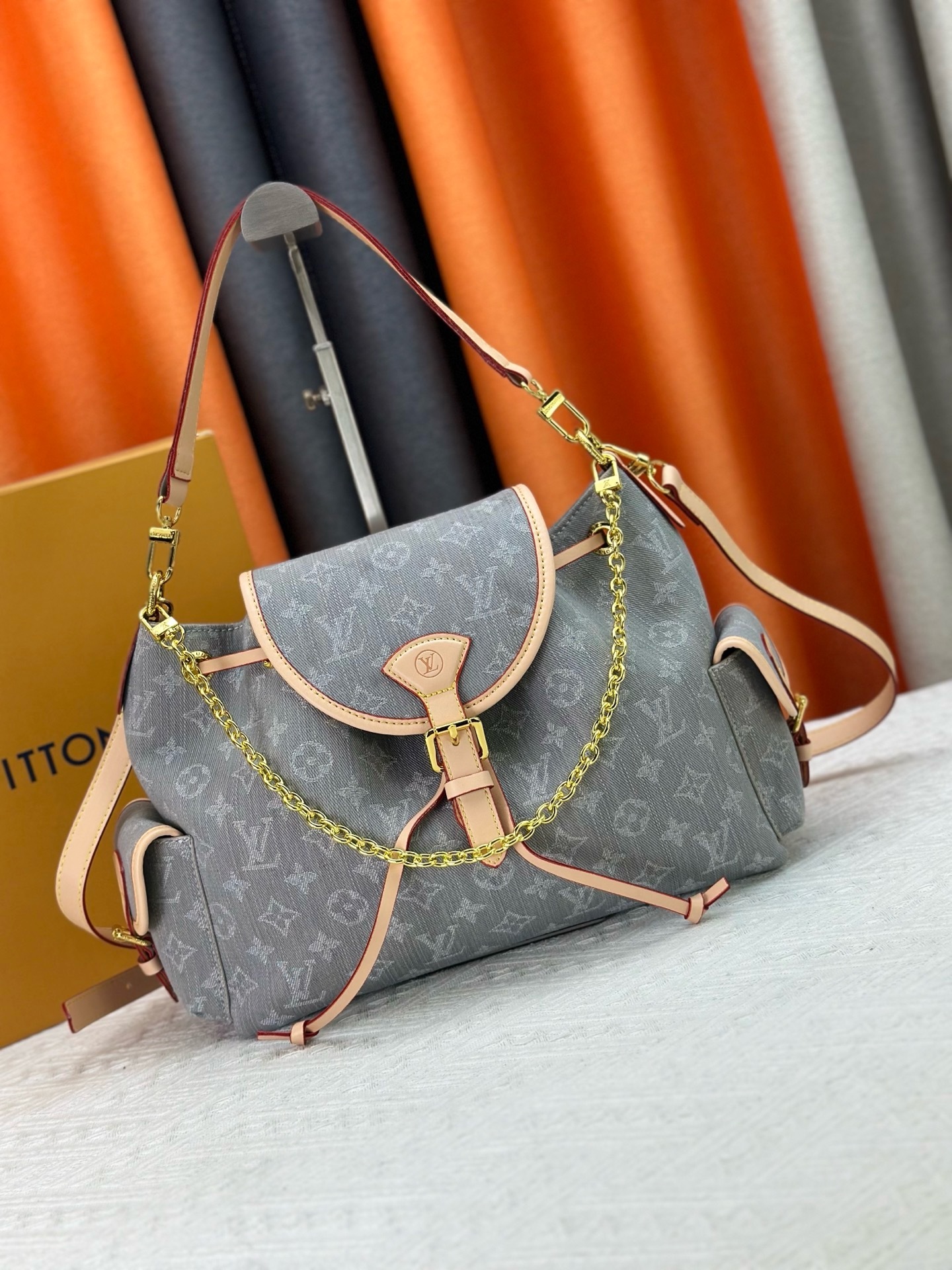 LV bag 17