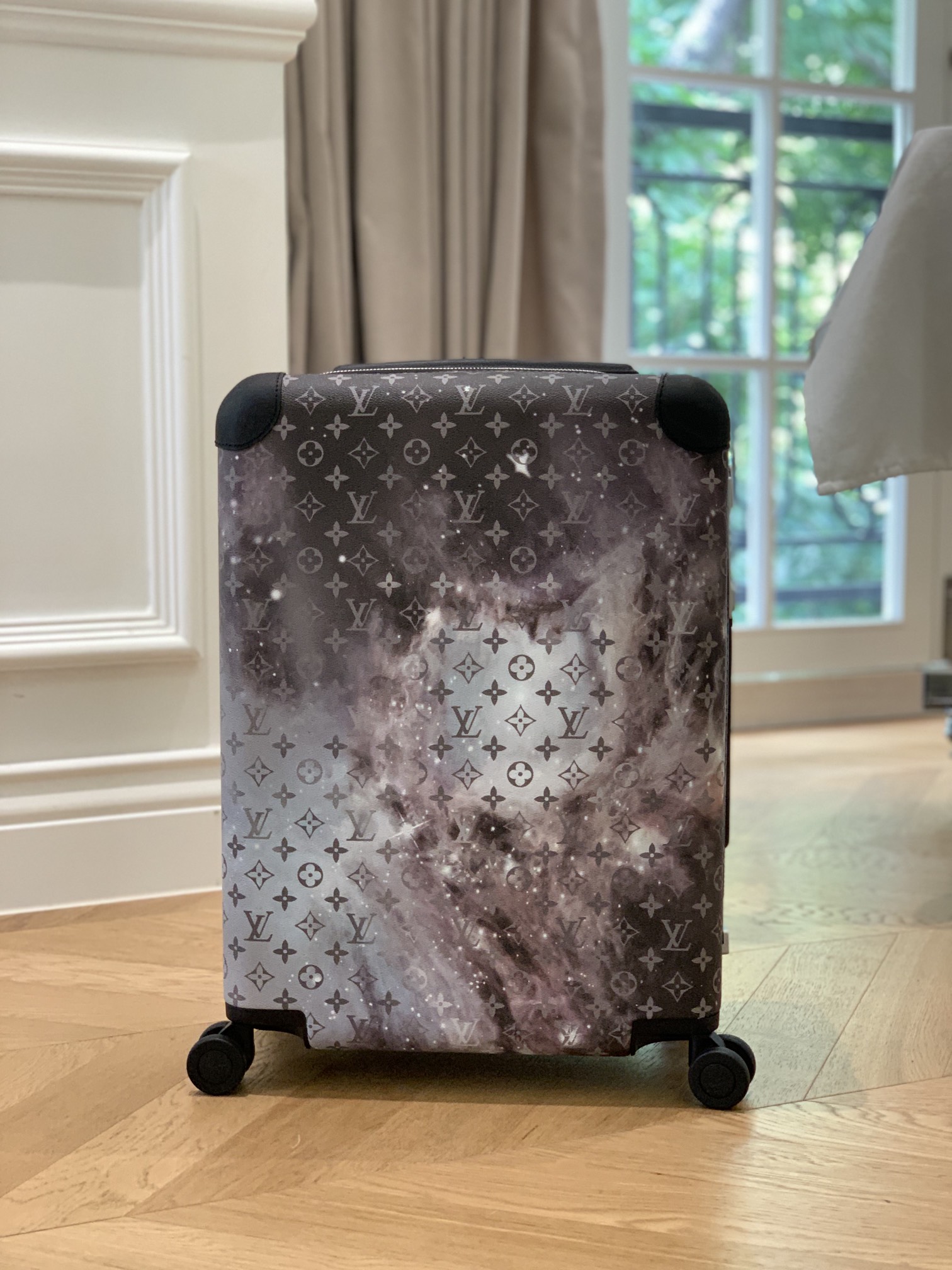 Lv luggage 006