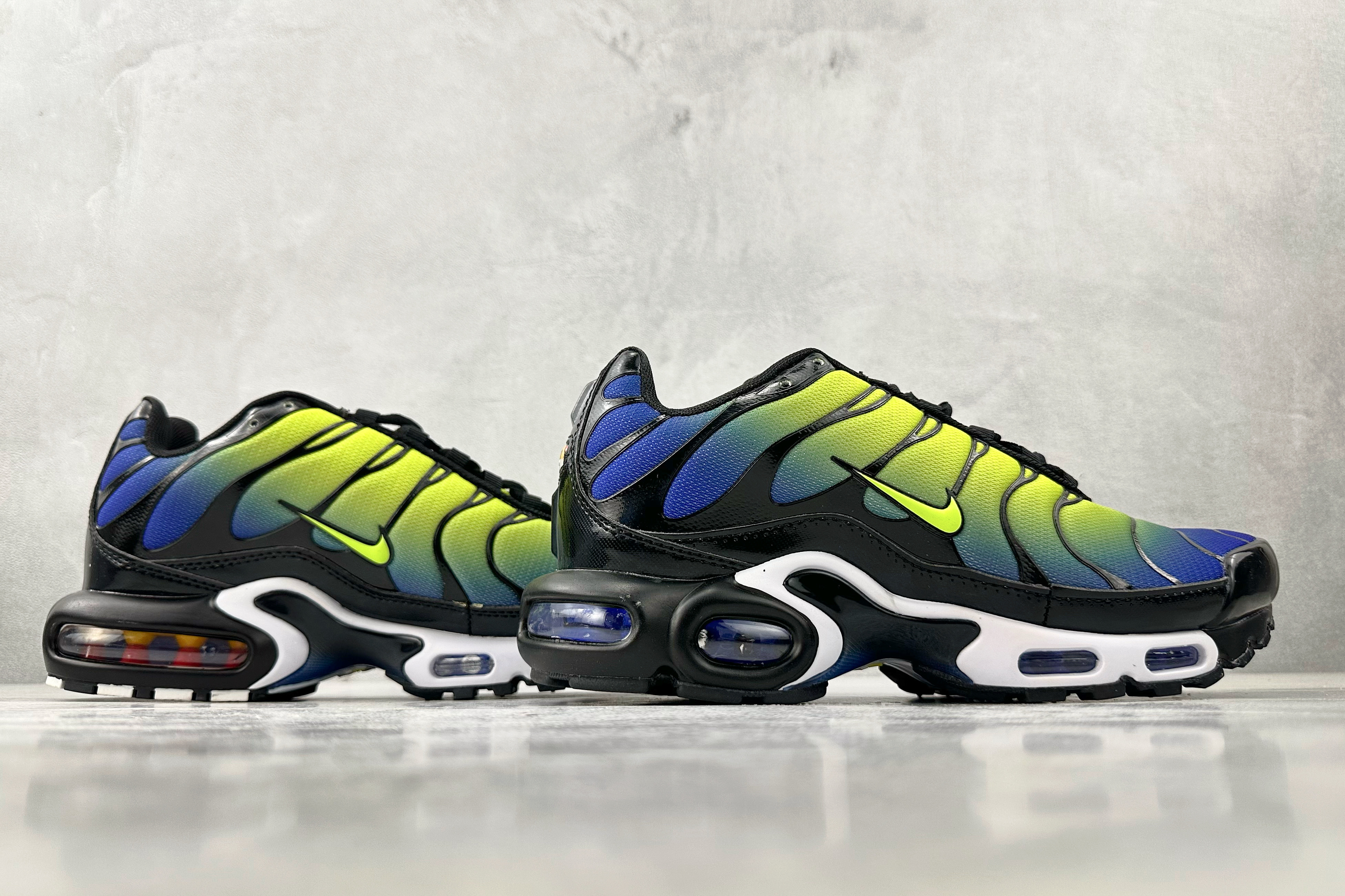 Nike 001