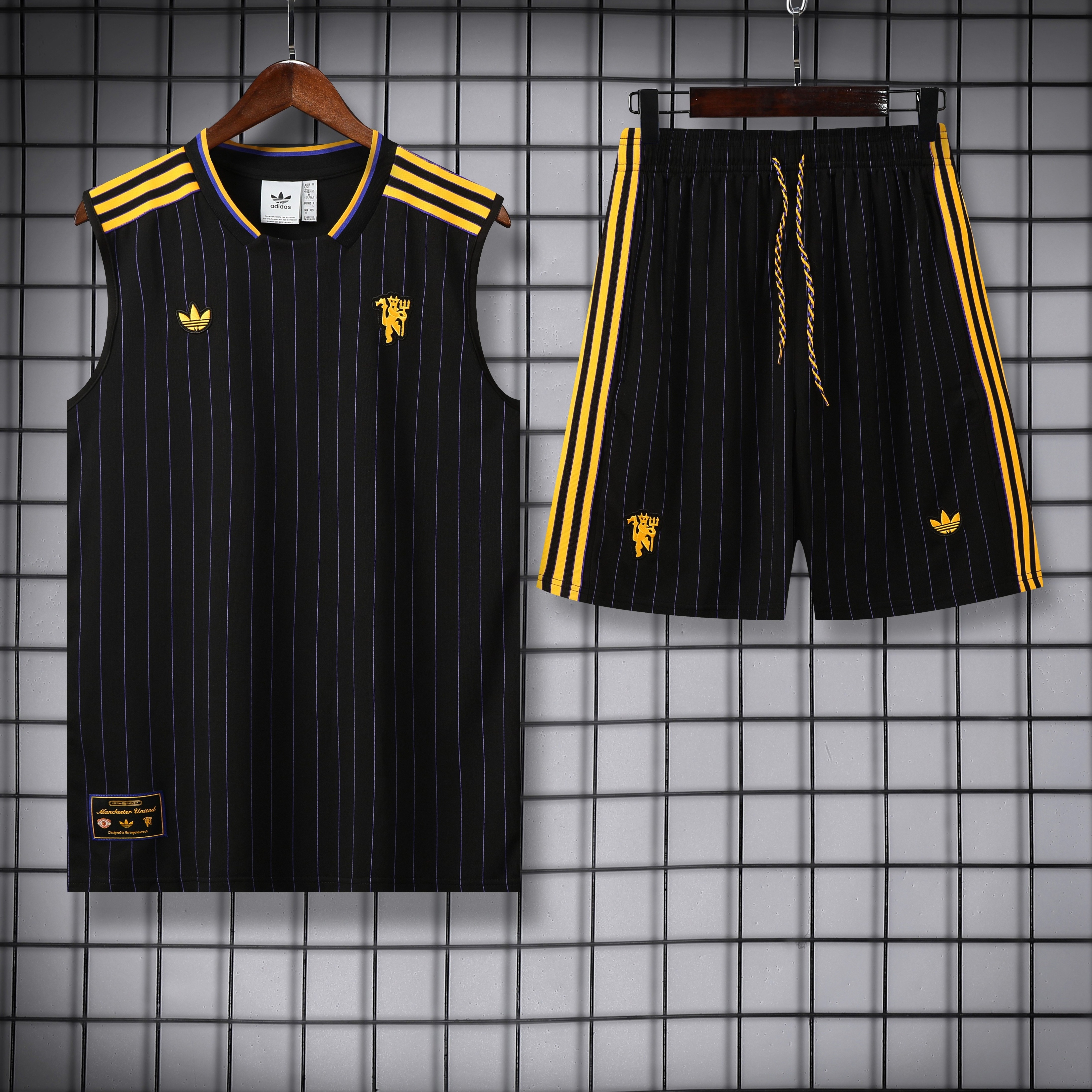 Short Set